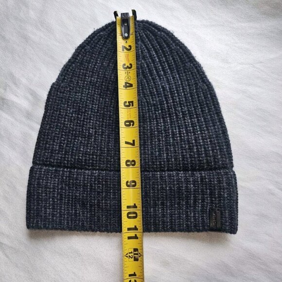 Vince Ribbed Cashmere Beanie - Picture 4 of 12